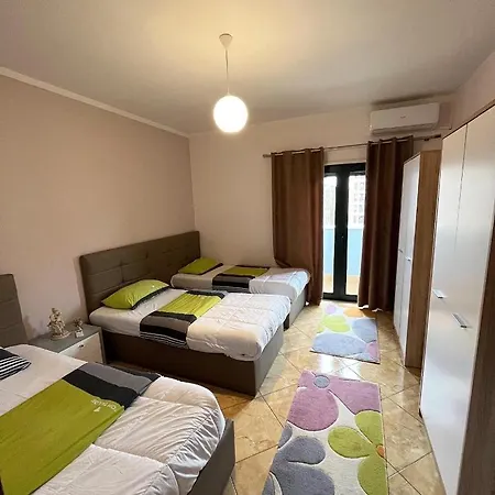 Center Easy Apartment
