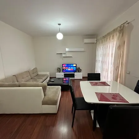 Center Easy * Tirana