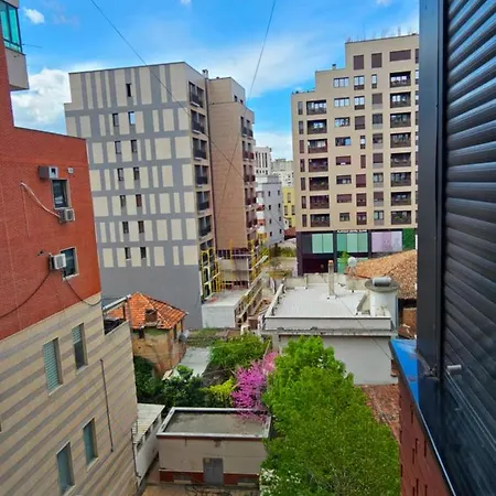 Center Easy Apartment *