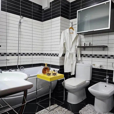 Center Easy * Тирана