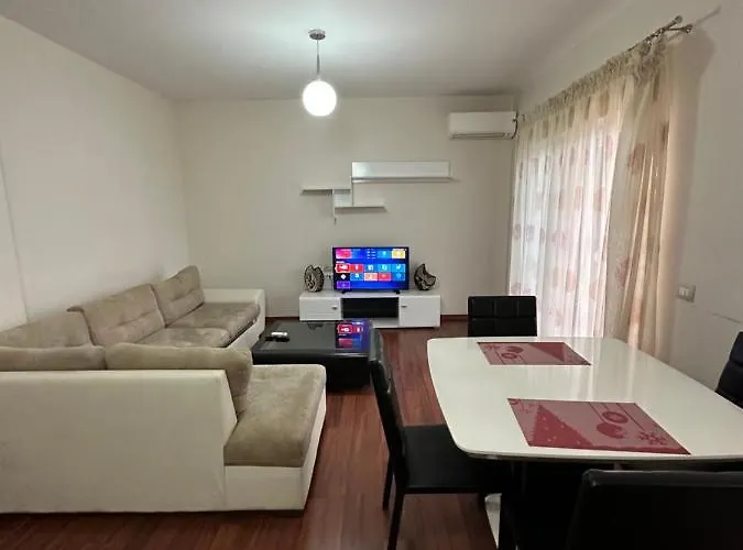 轻松中心公寓 * 地拉那