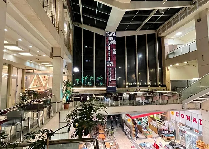 Center Easy דירה *